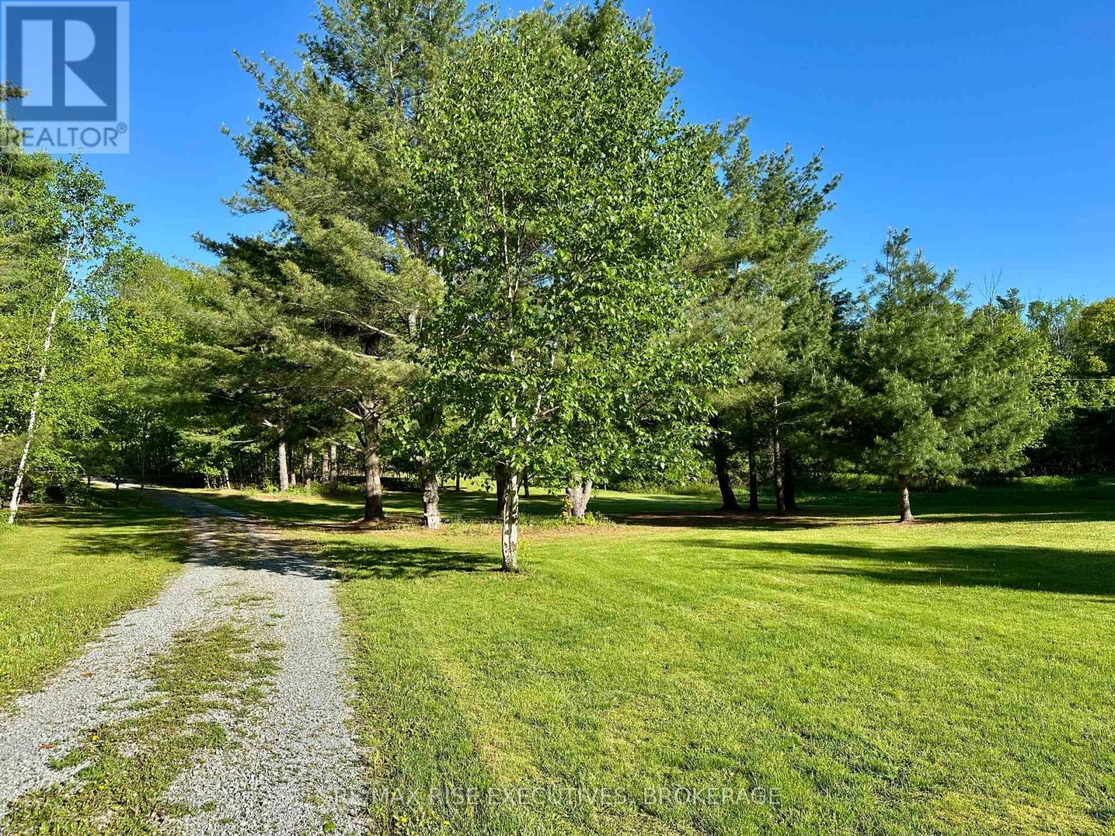Pt 2 Spring Mill Lane Property Photo 42