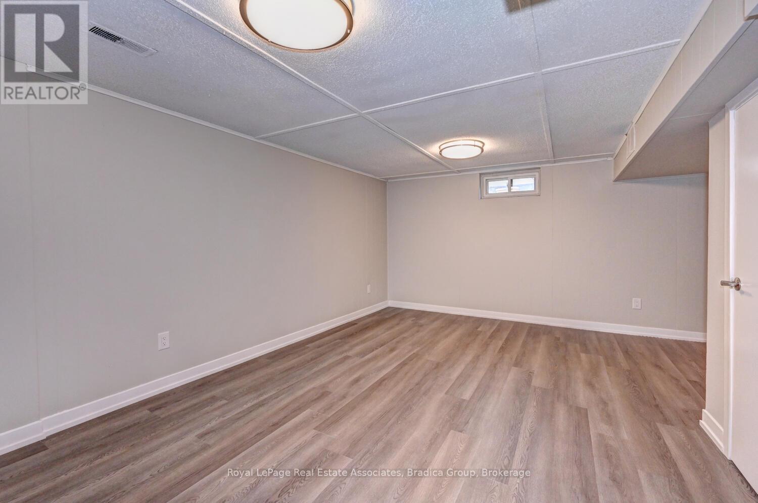 110 Conway Drive Property Photo 22