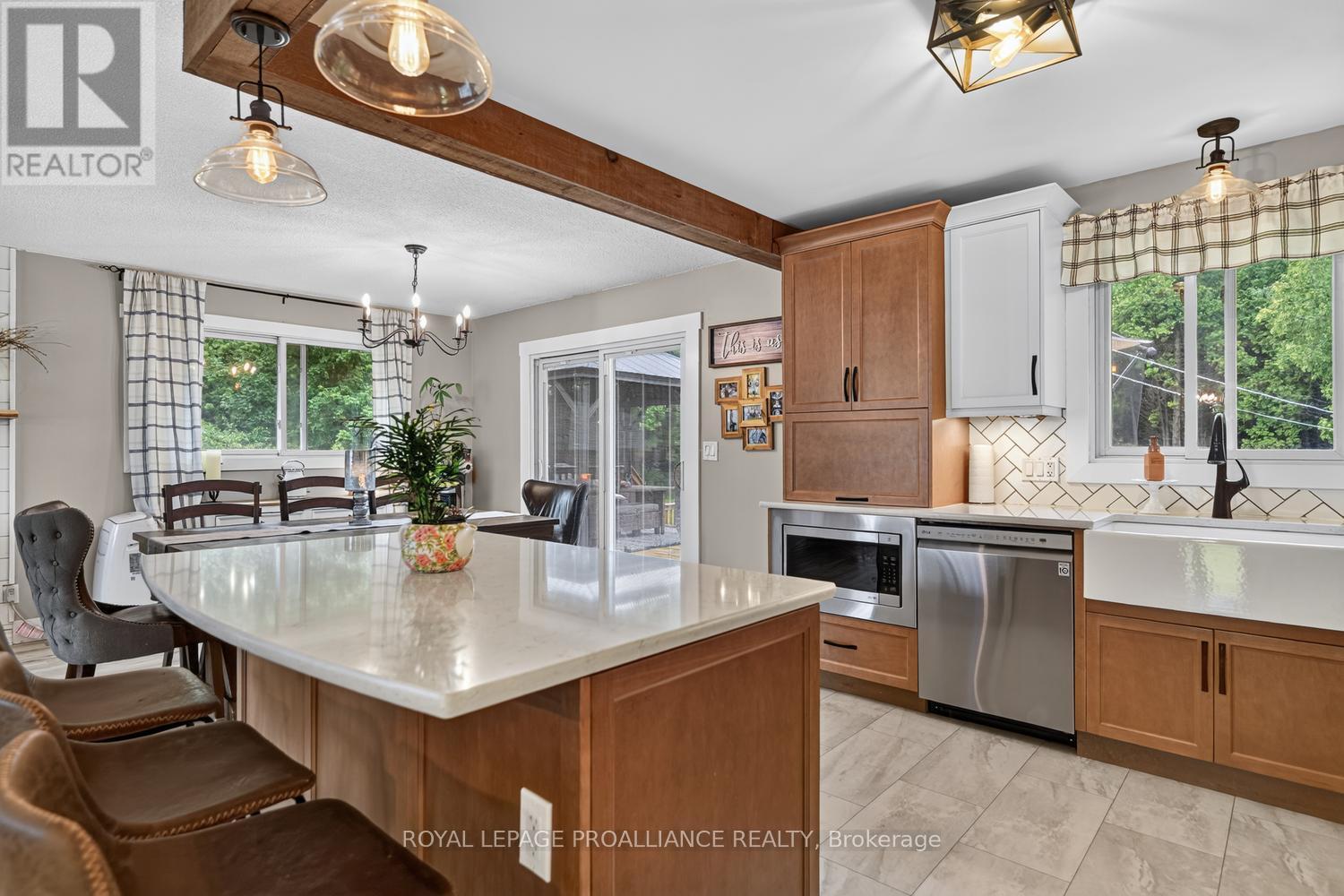 2950 Merwin Lane Property Photo 13