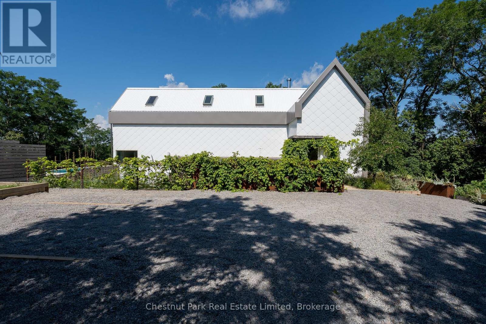 82 Wilson Road Property Photo 3