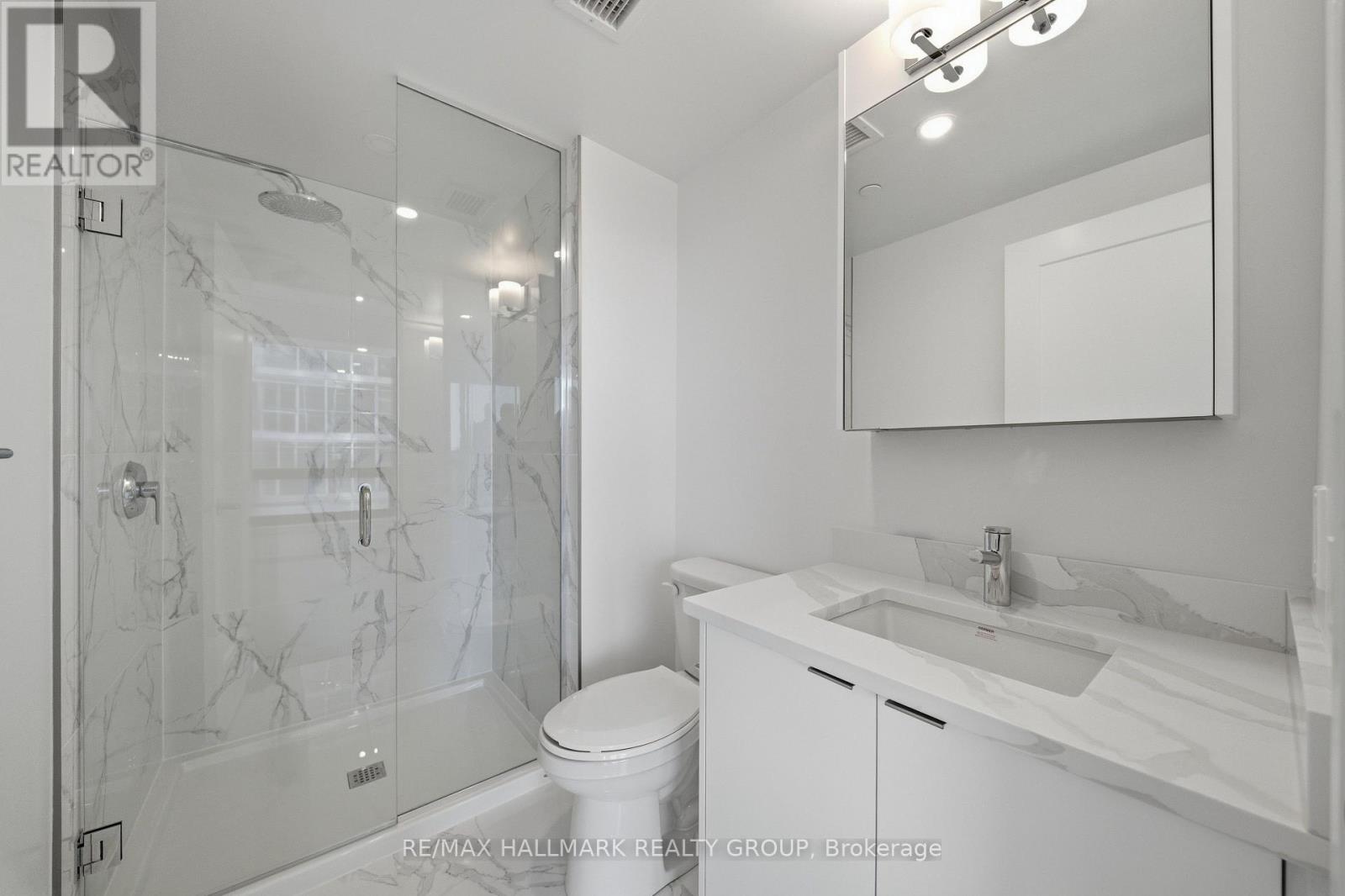 1805 - 180 George Street Property Photo 40