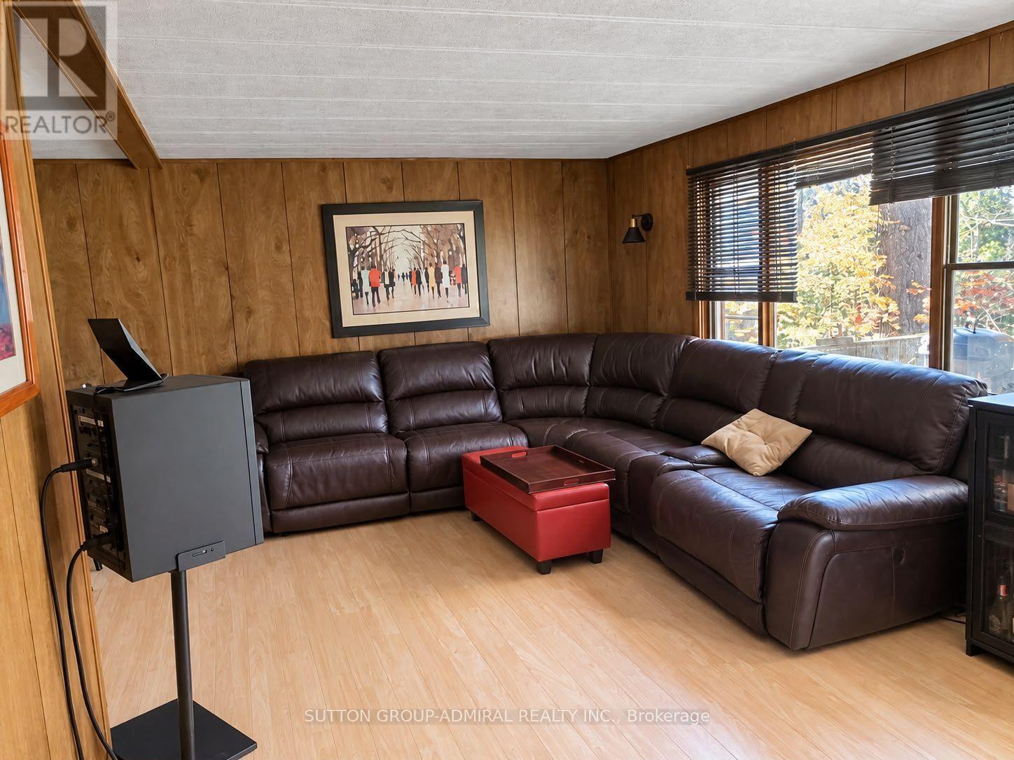 1019 Loyalist Drive Property Photo 6