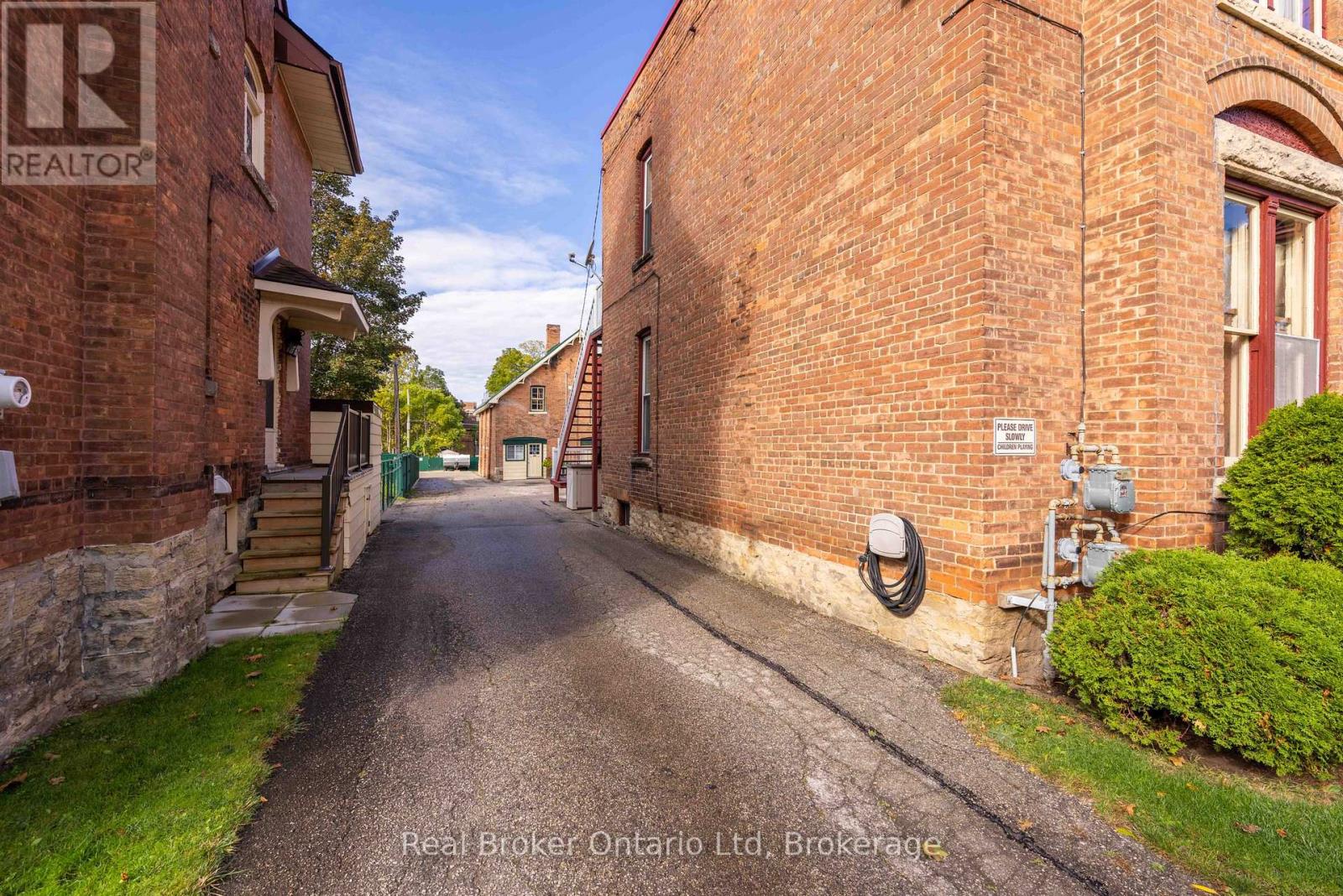 940 5th Avenue E Property Photo 21