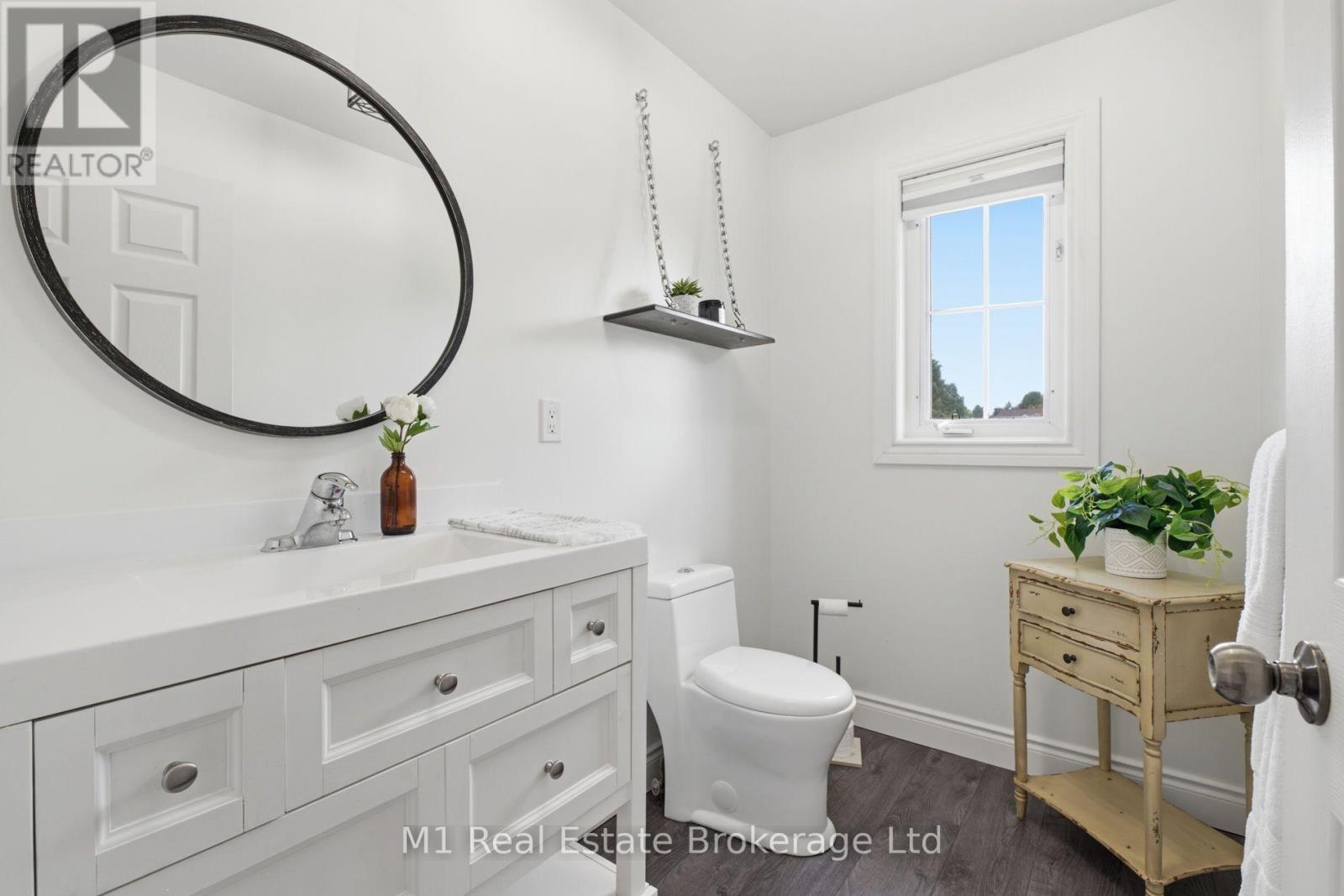 308 Daniel Crescent Property Photo 8
