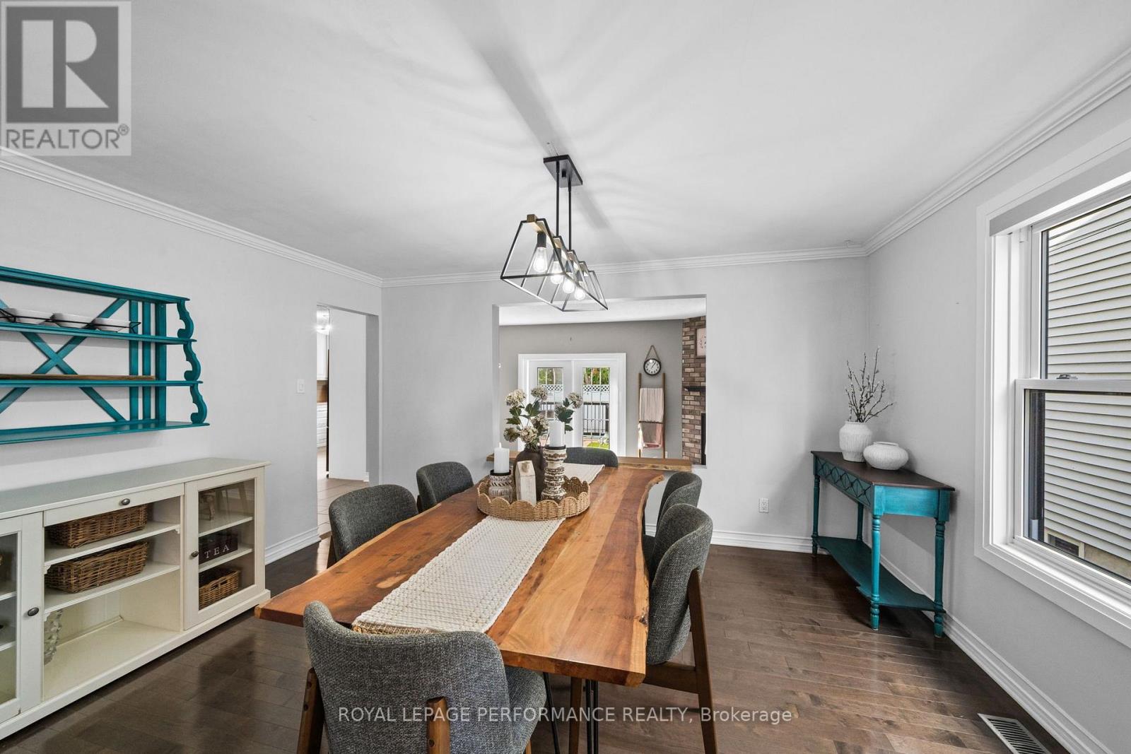 550 Foxview Place Property Photo 10