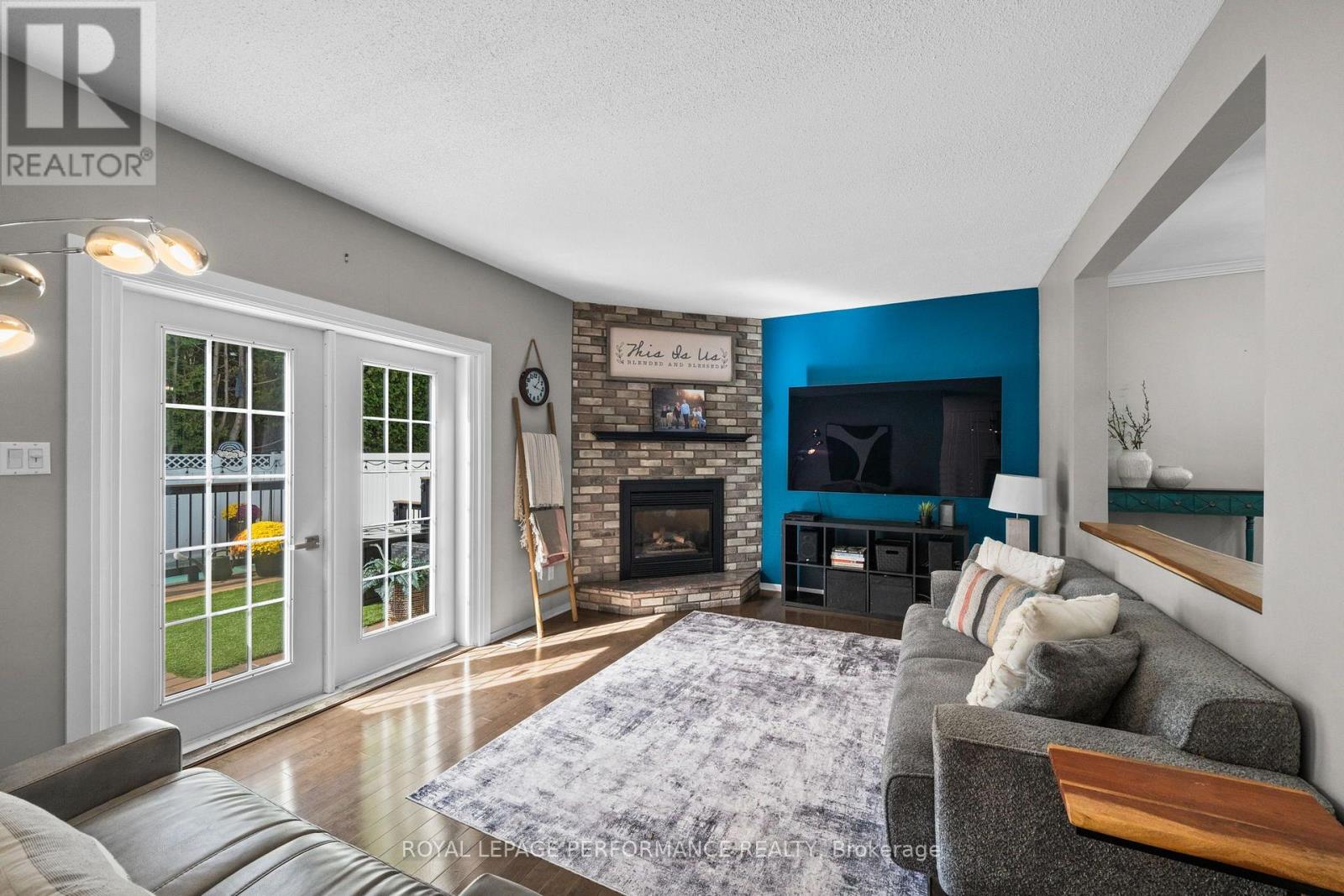 550 Foxview Place Property Photo 17