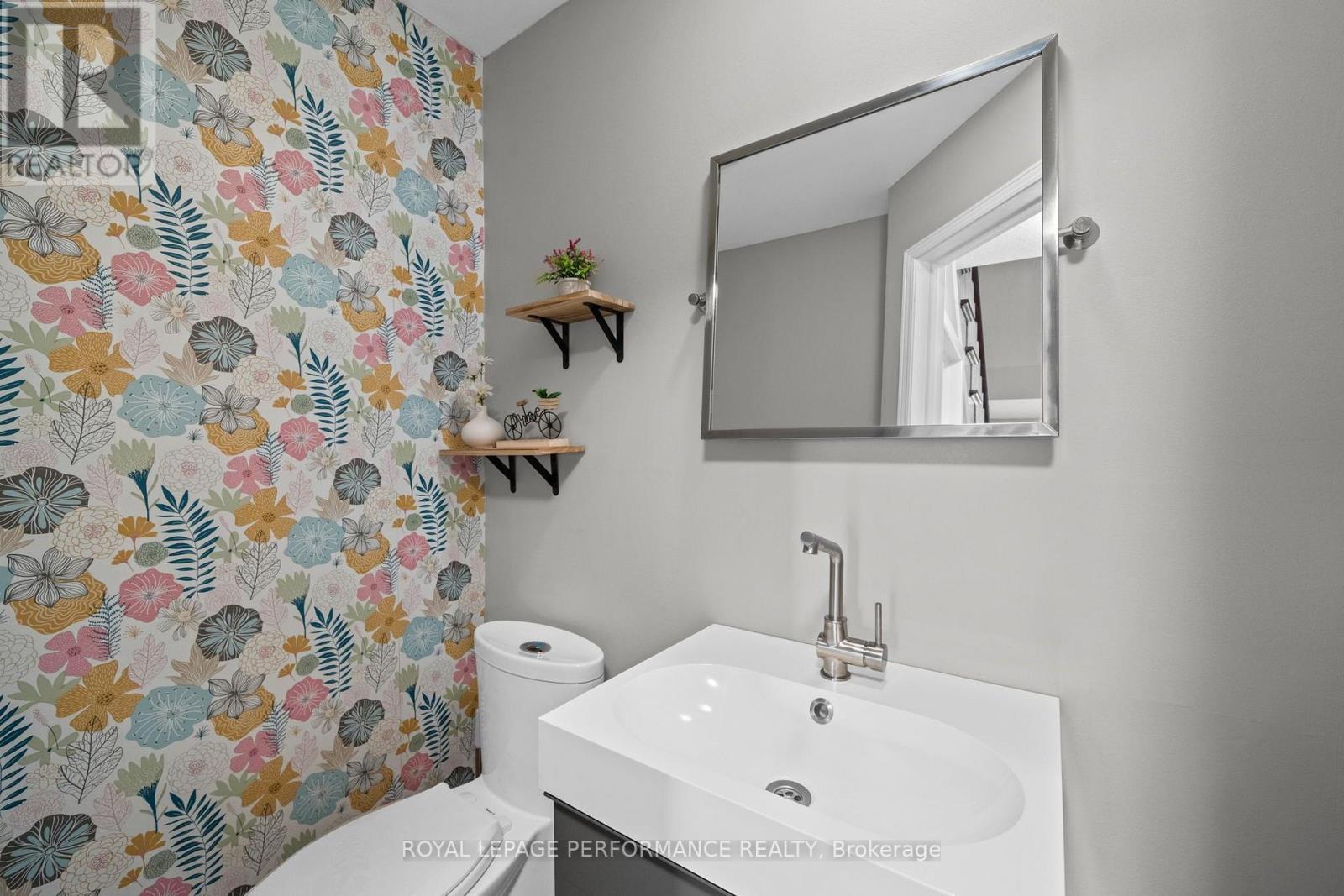 550 Foxview Place Property Photo 21