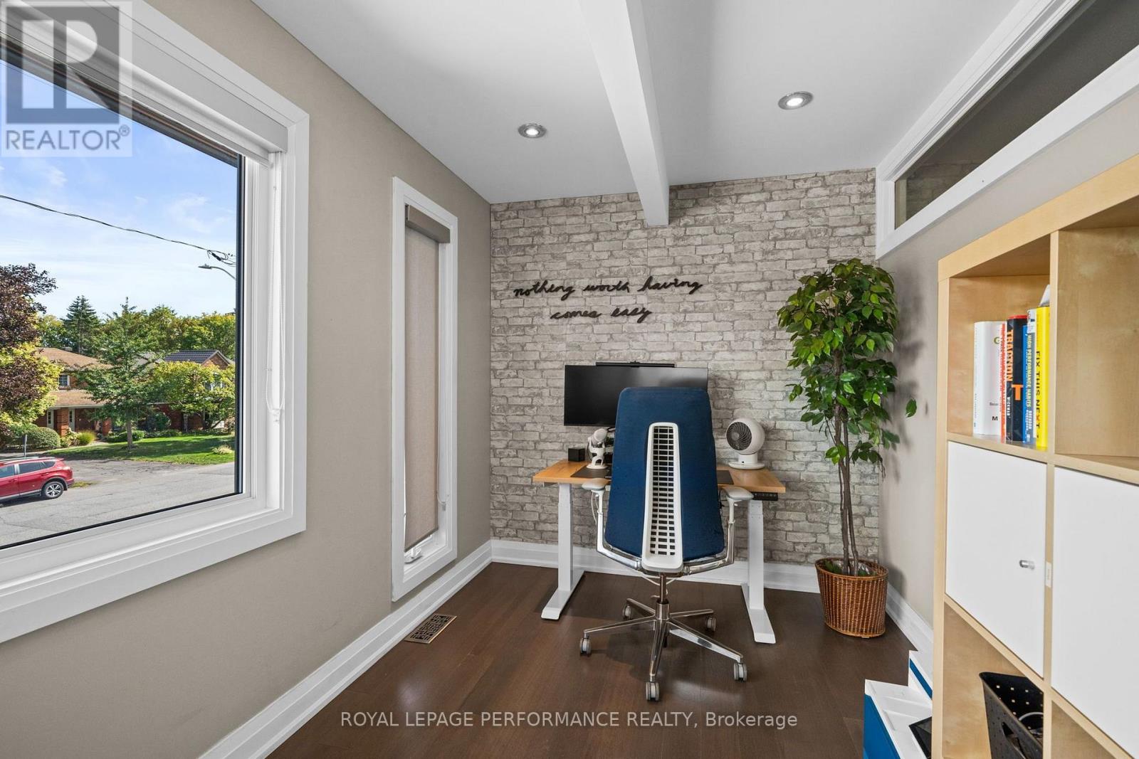 550 Foxview Place Property Photo 26