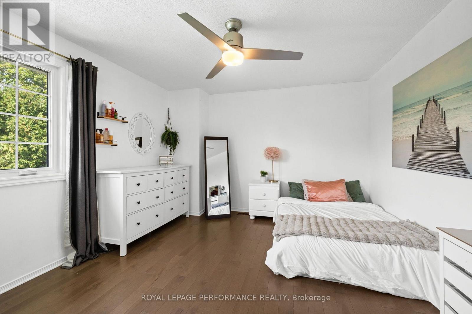 550 Foxview Place Property Photo 30