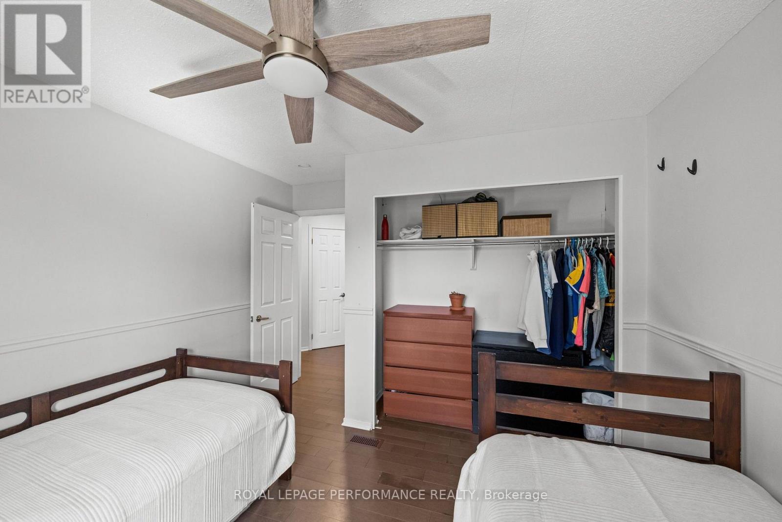 550 Foxview Place Property Photo 31