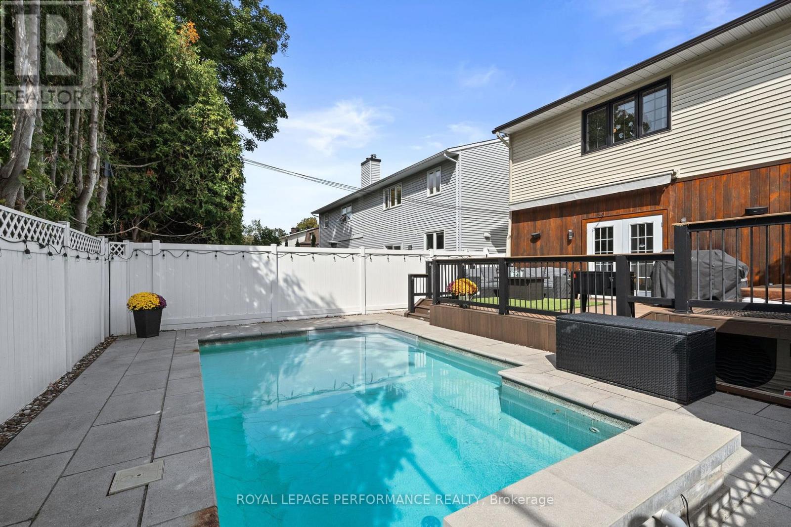 550 Foxview Place Property Photo 44