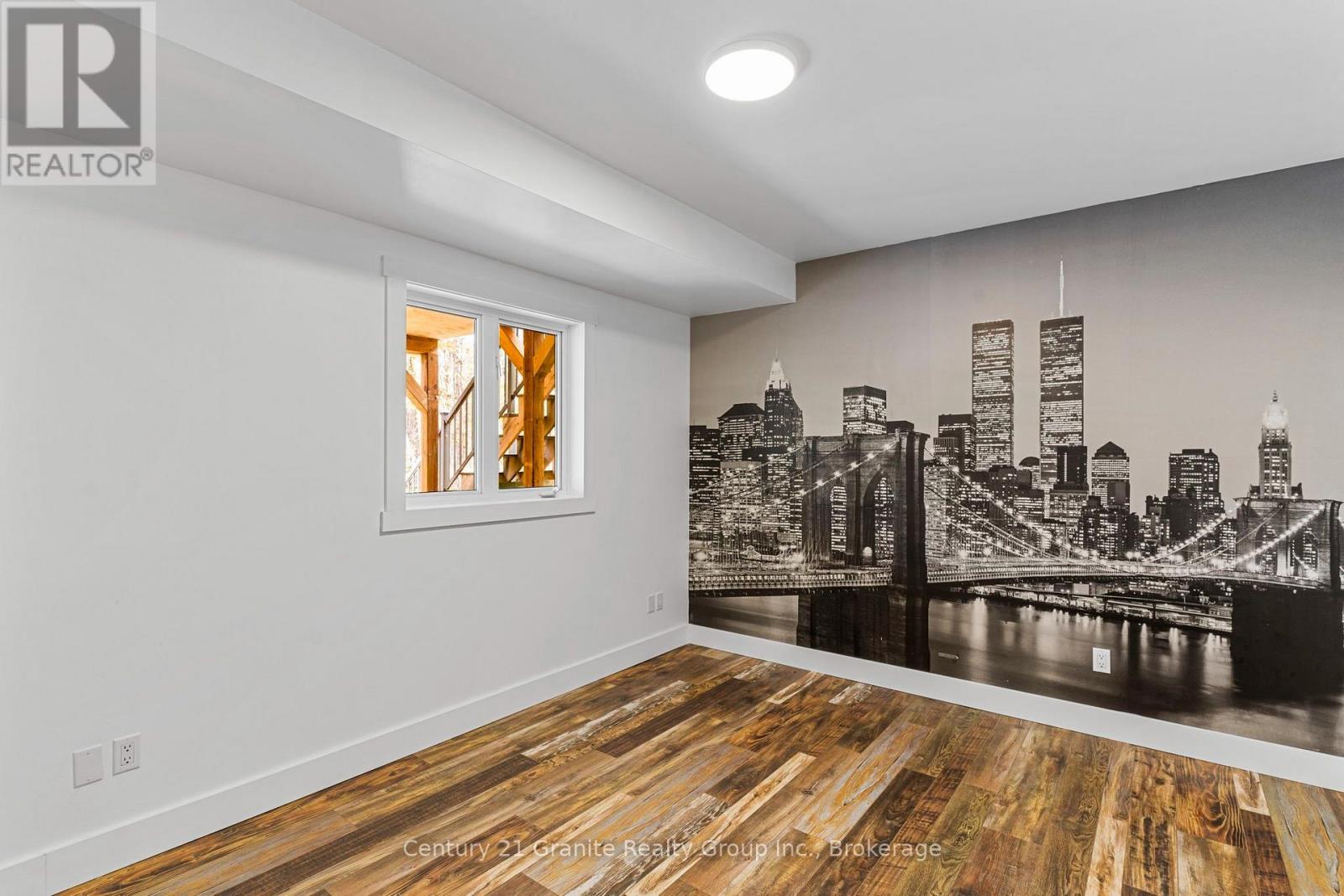 150 College Drive Property Photo 36