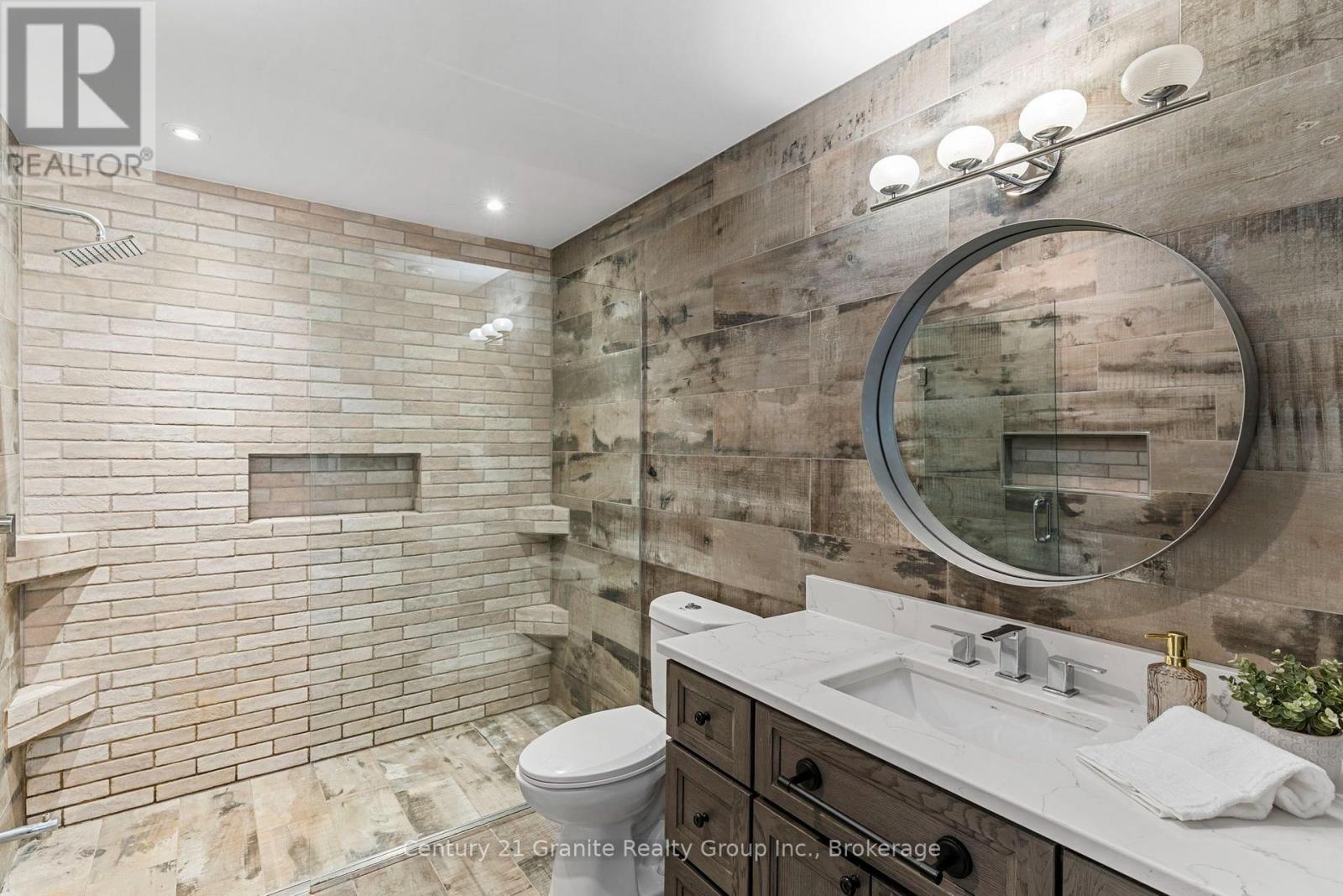 150 College Drive Property Photo 37