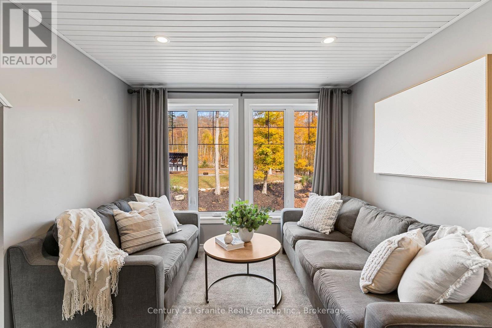 150 College Drive Property Photo 43