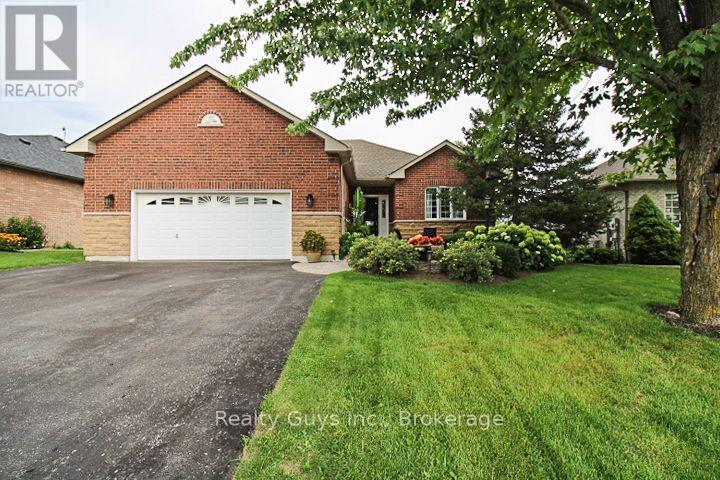 16 Crescent Moon Lane Property Photo 2