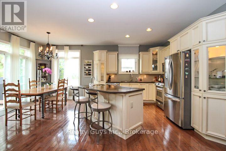 16 Crescent Moon Lane Property Photo 20