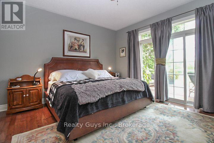 16 Crescent Moon Lane Property Photo 34