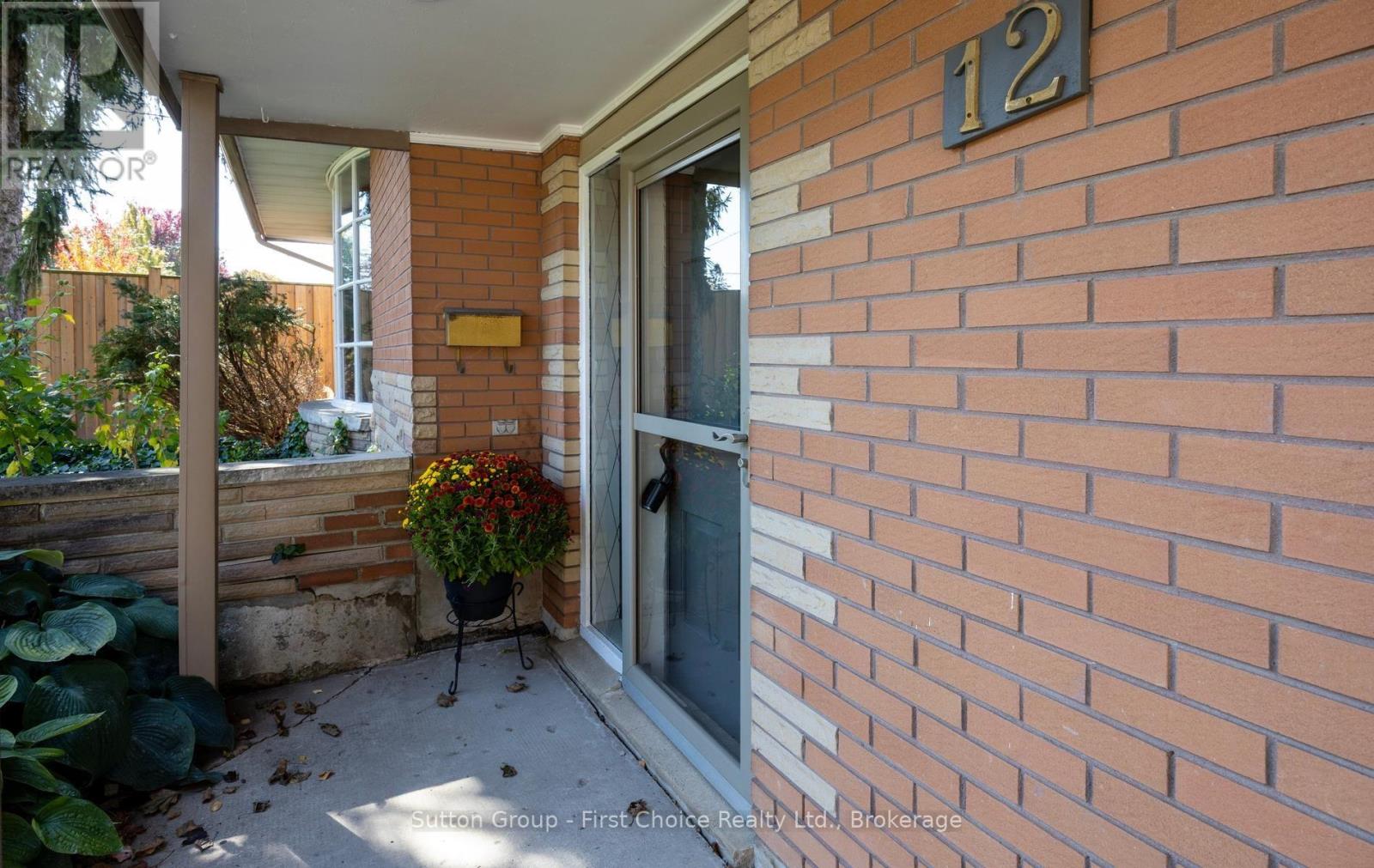 12 Mcculloch Street Property Photo 4