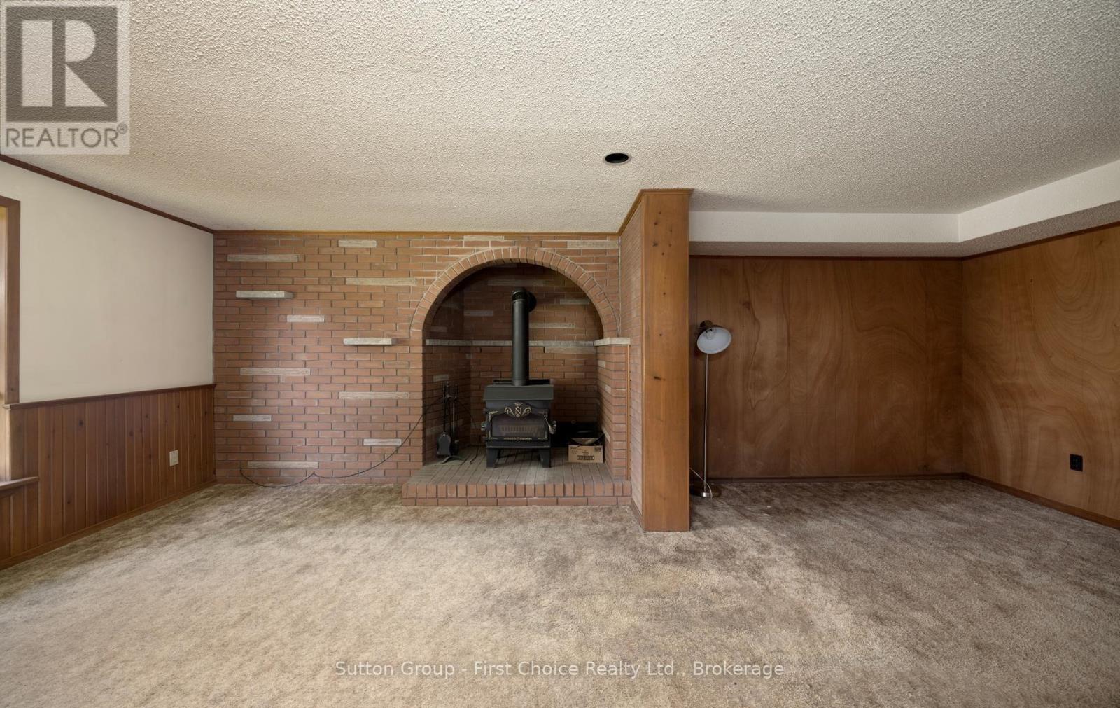 12 Mcculloch Street Property Photo 17