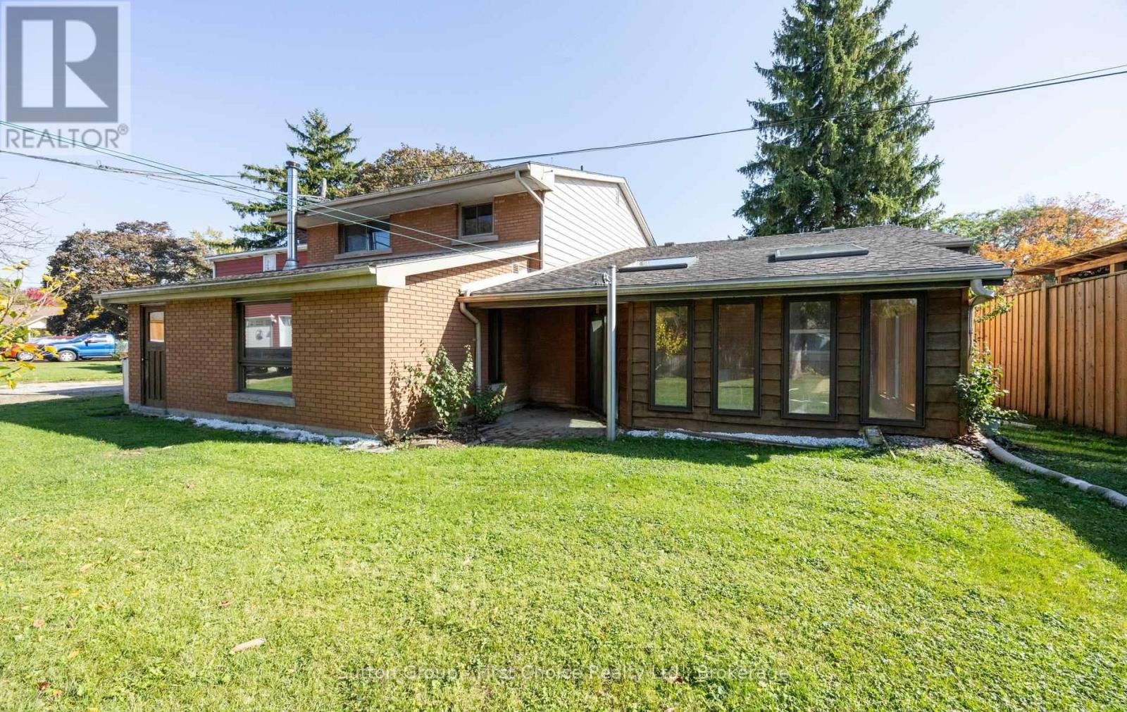 12 Mcculloch Street Property Photo 36
