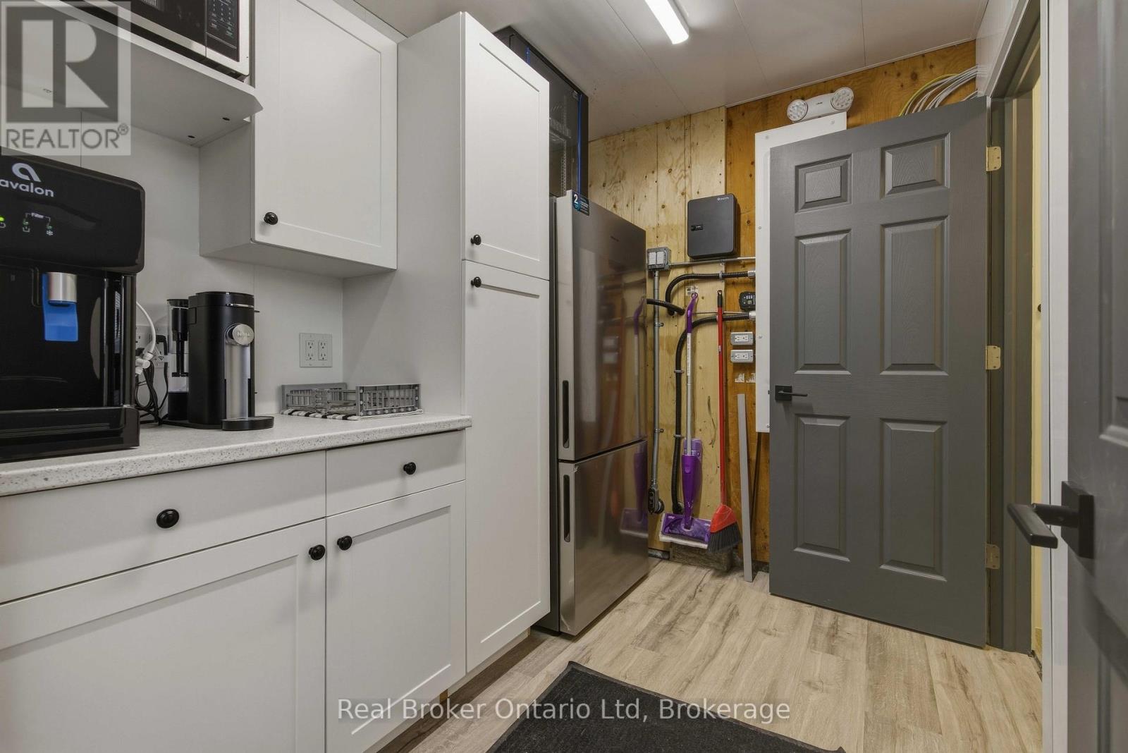 2280 20th Avenue E Property Photo 11