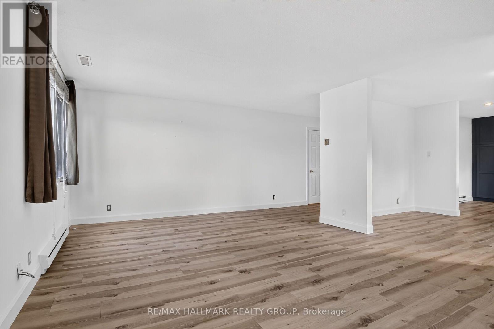 12 - 207 Stratas Court Property Photo 10
