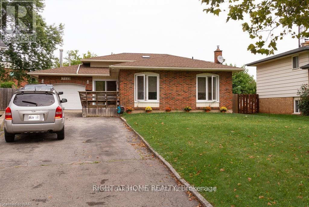 7123 Barto Crescent Property Photo 1