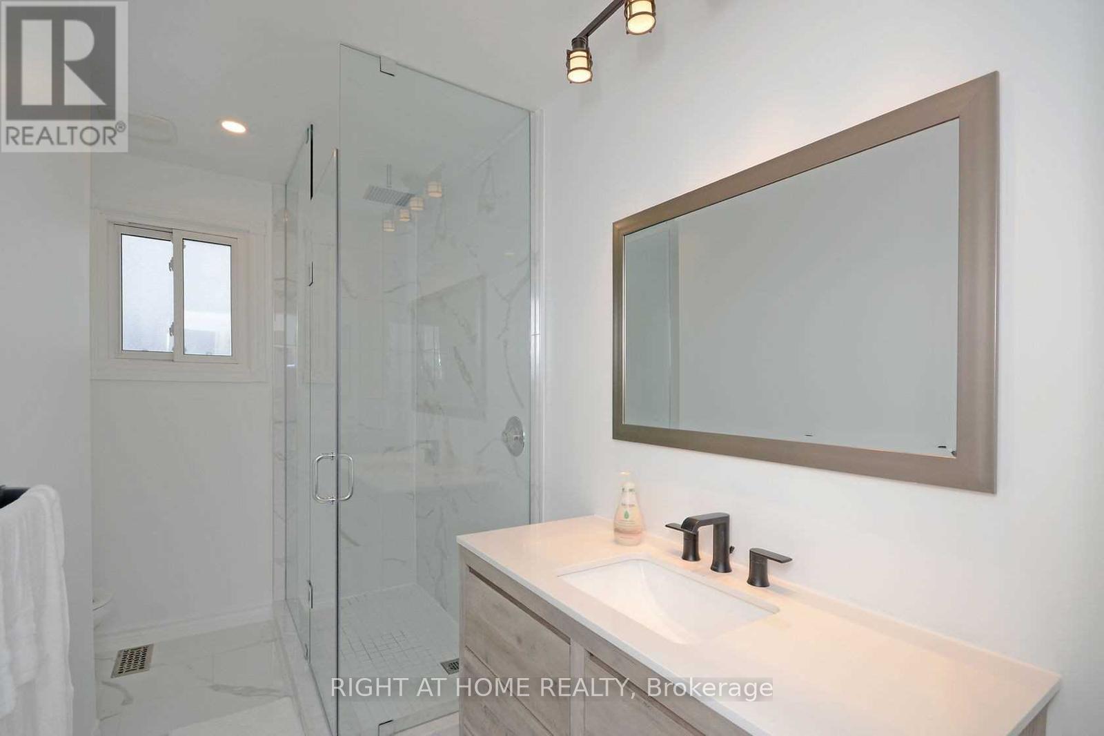 7123 Barto Crescent Property Photo 34