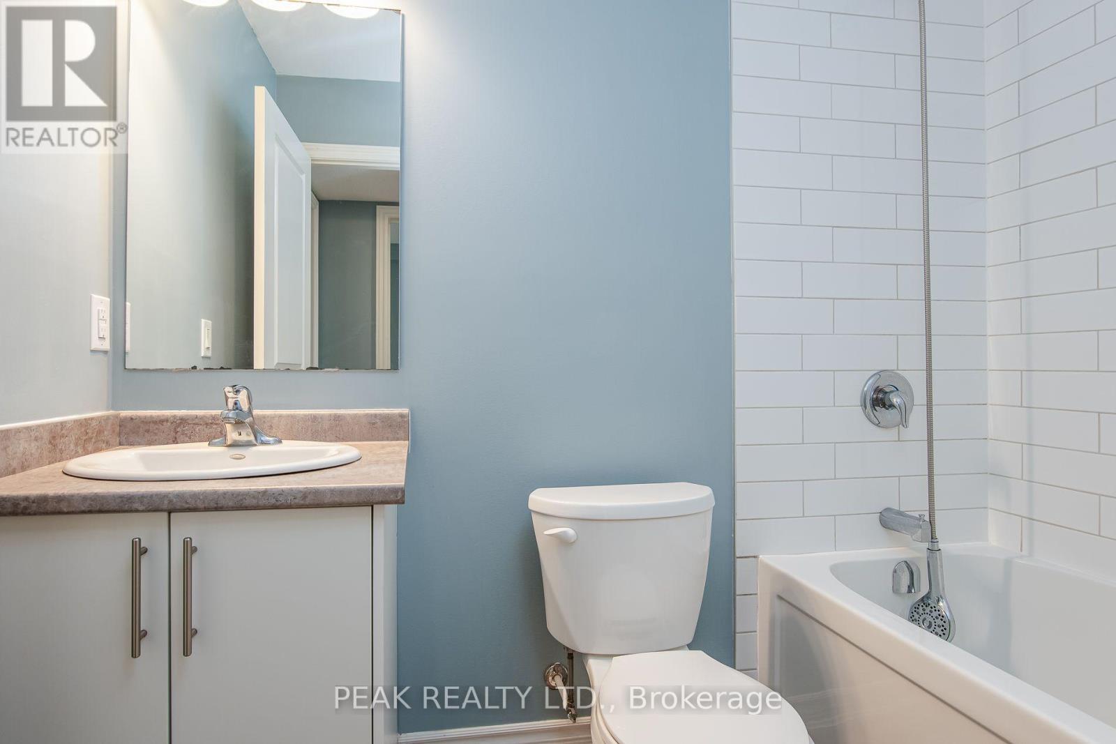 243 Chapel Hill Drive Property Photo 17