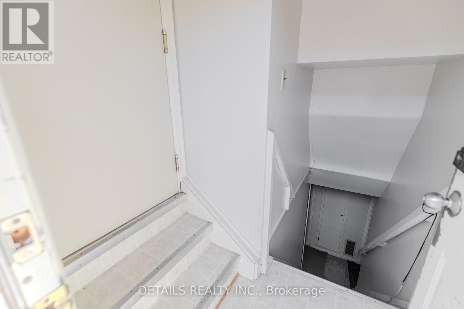 285 Columbus Avenue Property Photo 23