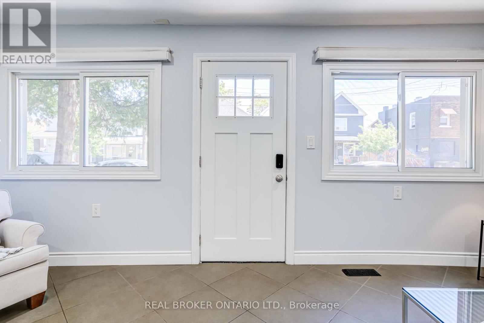 127 Barnesdale Avenue N Property Photo 4
