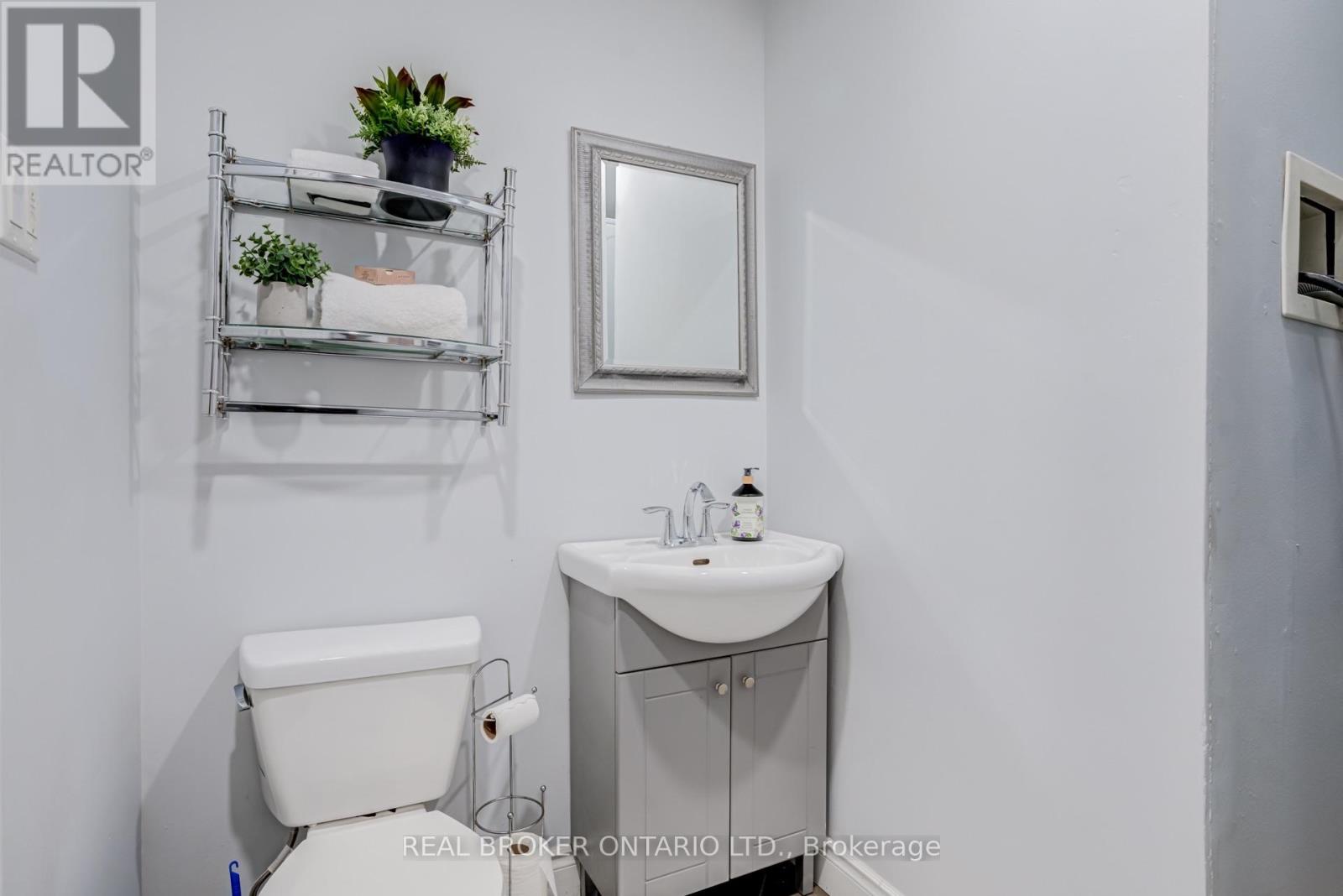 127 Barnesdale Avenue N Property Photo 10