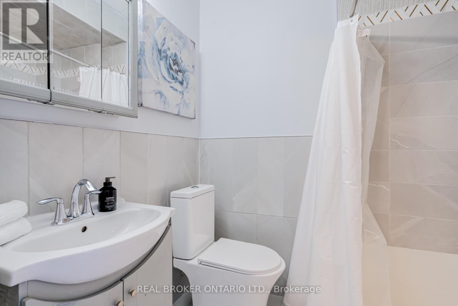127 Barnesdale Avenue N Property Photo 19