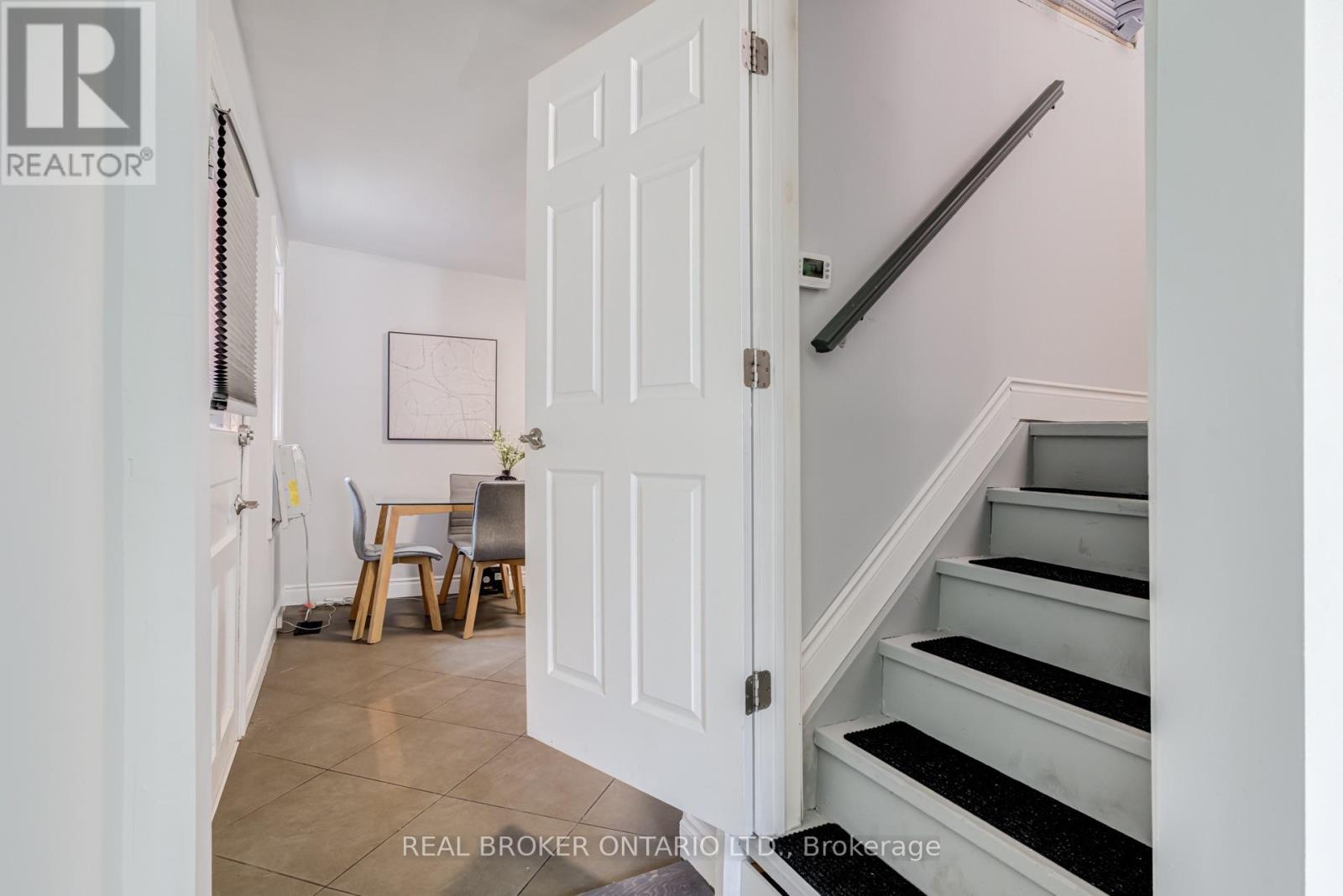 127 Barnesdale Avenue N Property Photo 21