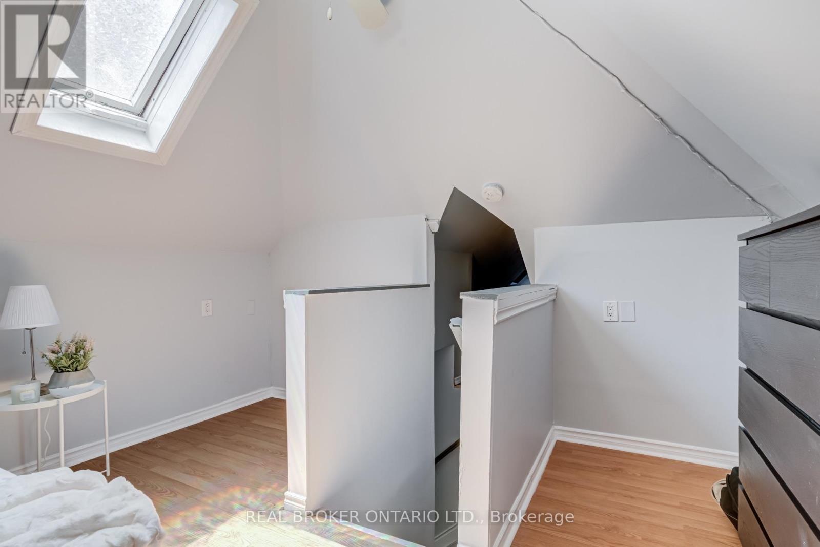 127 Barnesdale Avenue N Property Photo 22