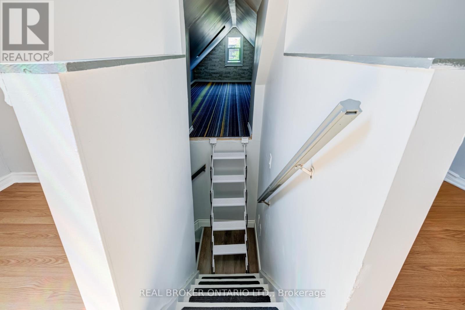 127 Barnesdale Avenue N Property Photo 26