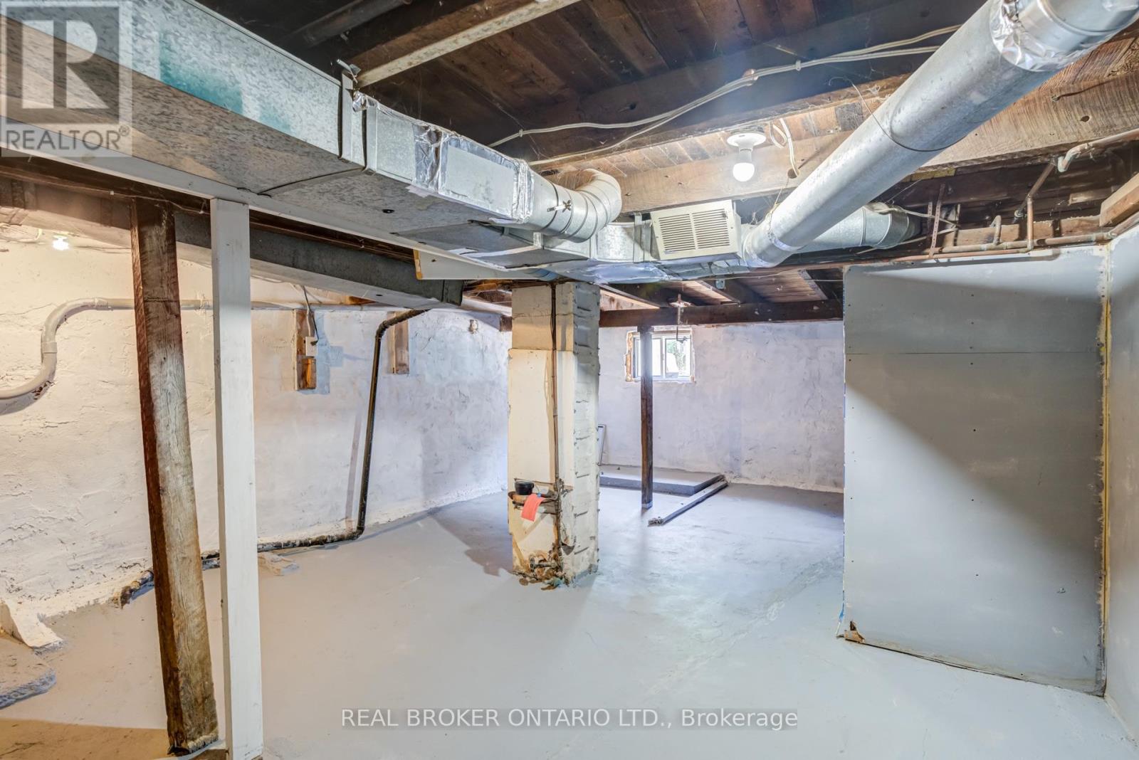 127 Barnesdale Avenue N Property Photo 30