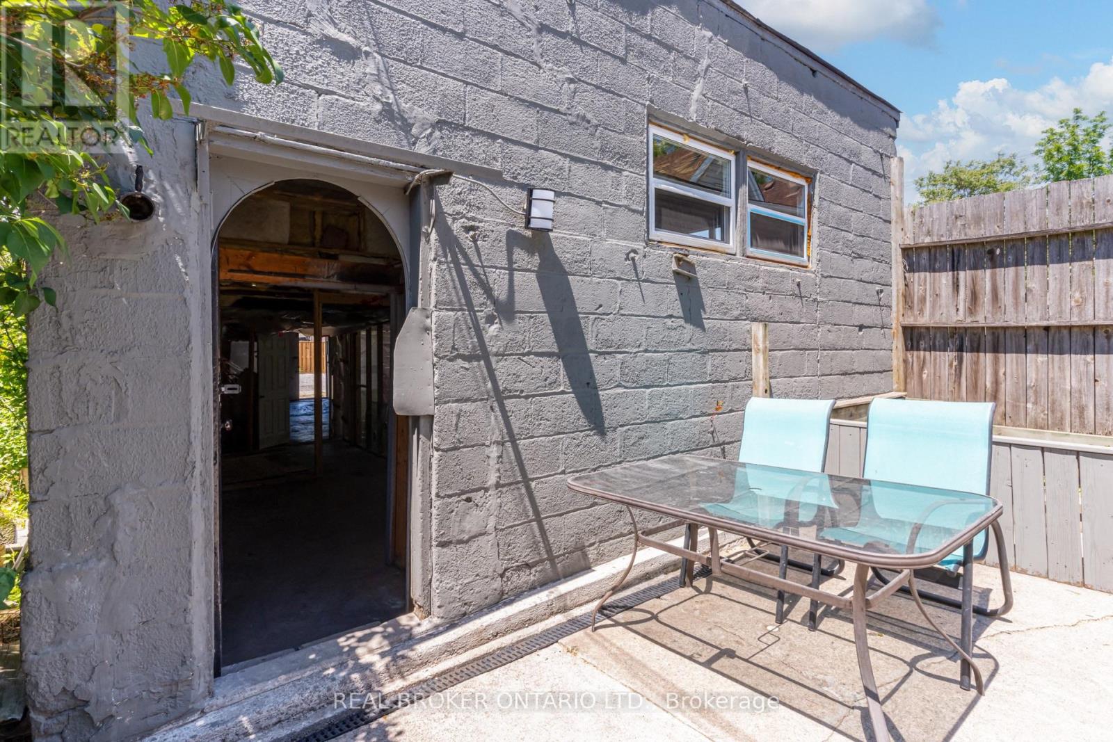 127 Barnesdale Avenue N Property Photo 39