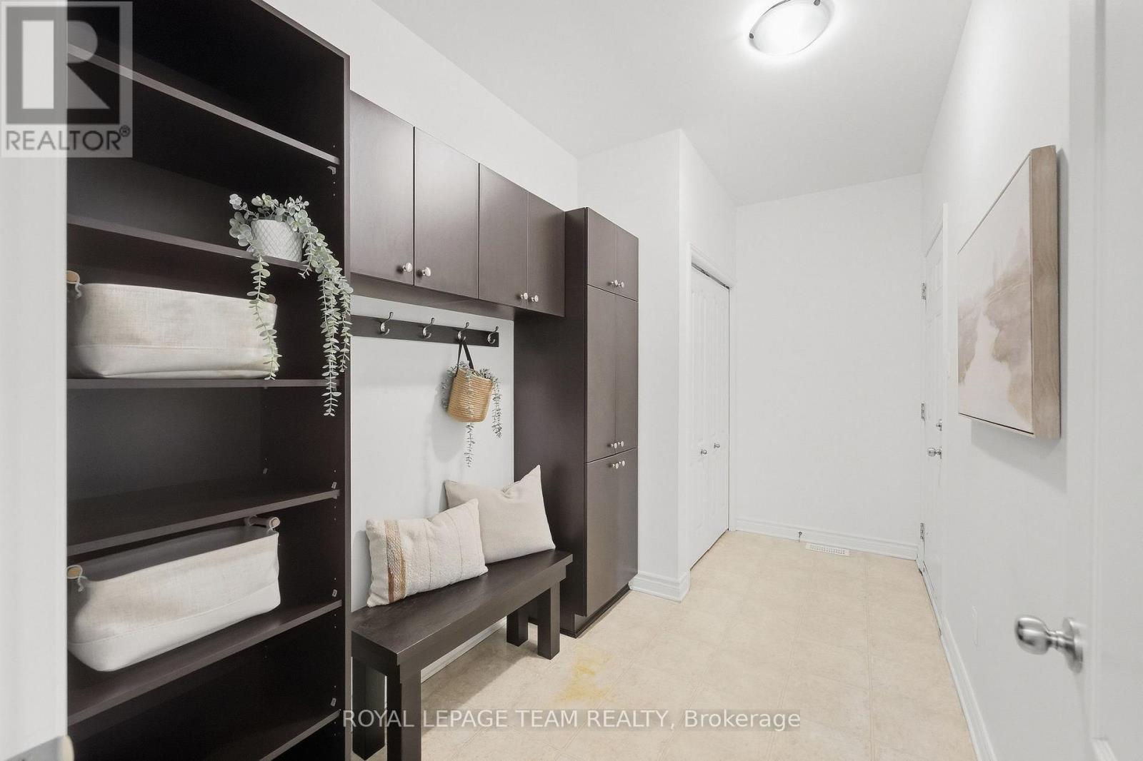 708 Eagle Crest Heights Property Photo 16