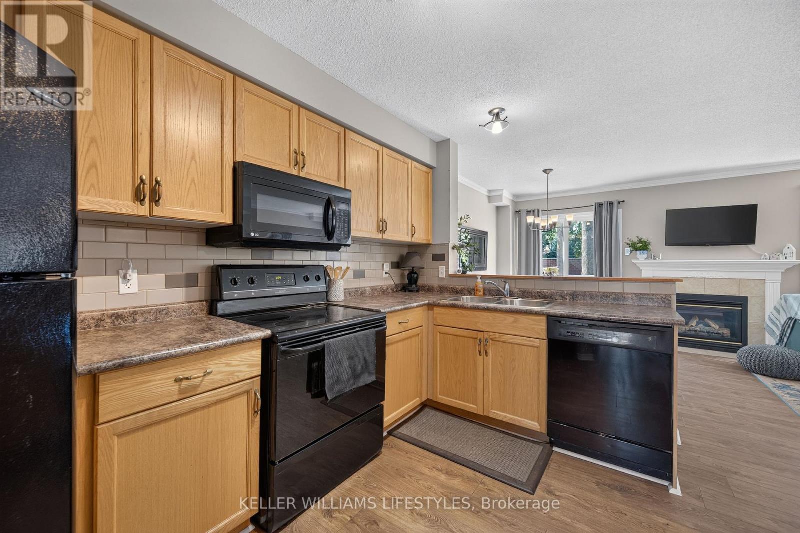 510 Blackwater Place Property Photo 12