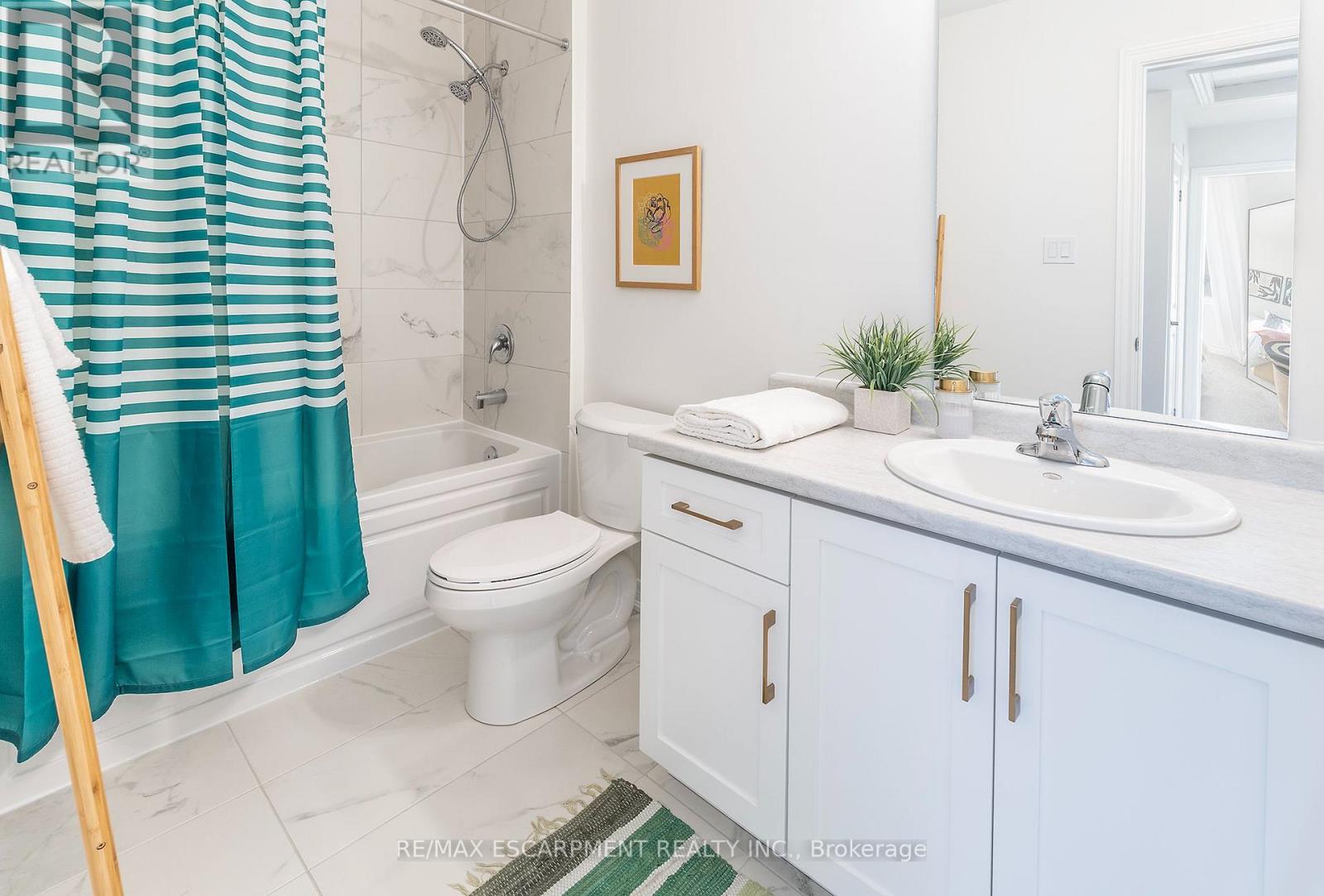 31 Dryden Lane Property Photo 17