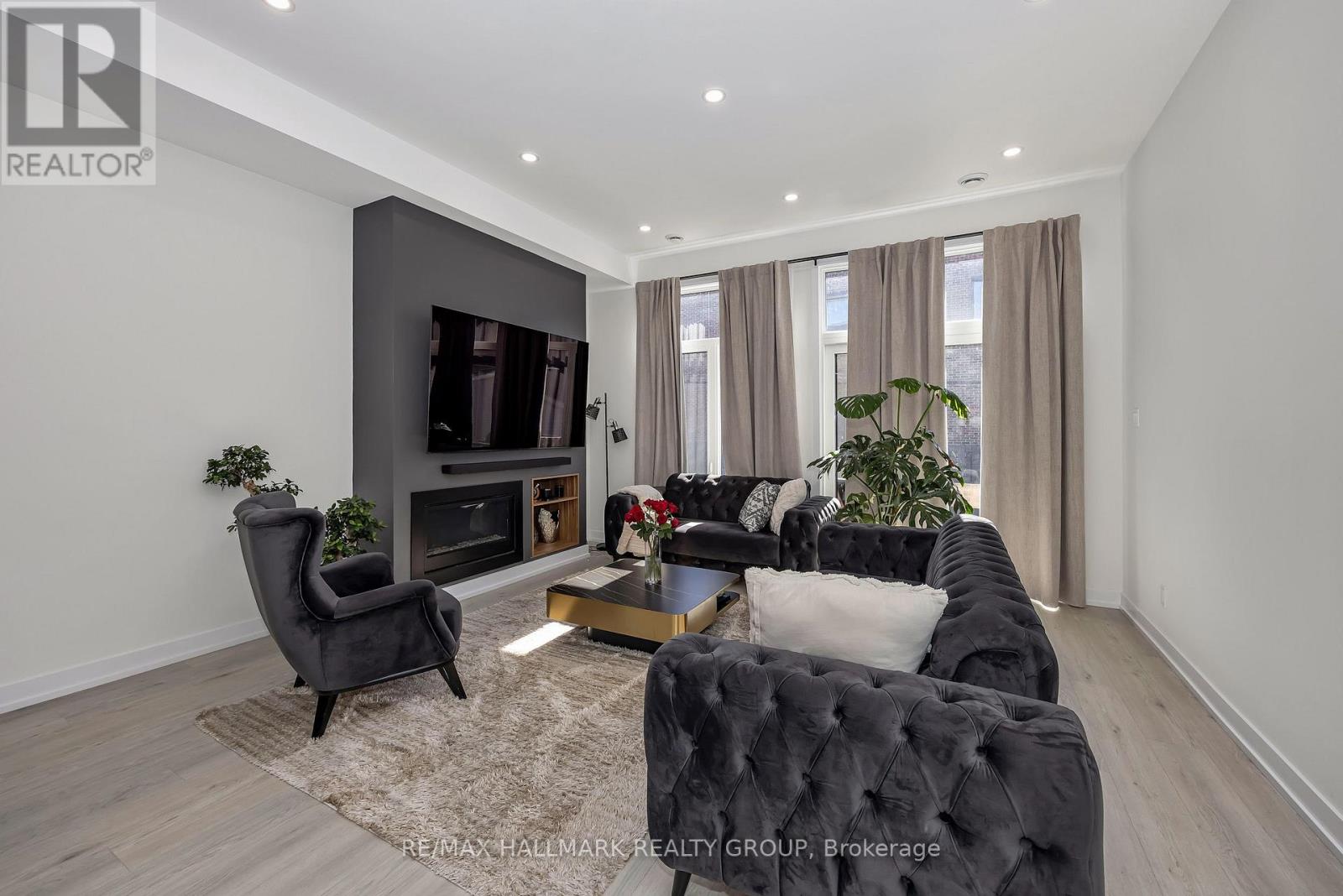 468 Mutual Street Property Photo 14
