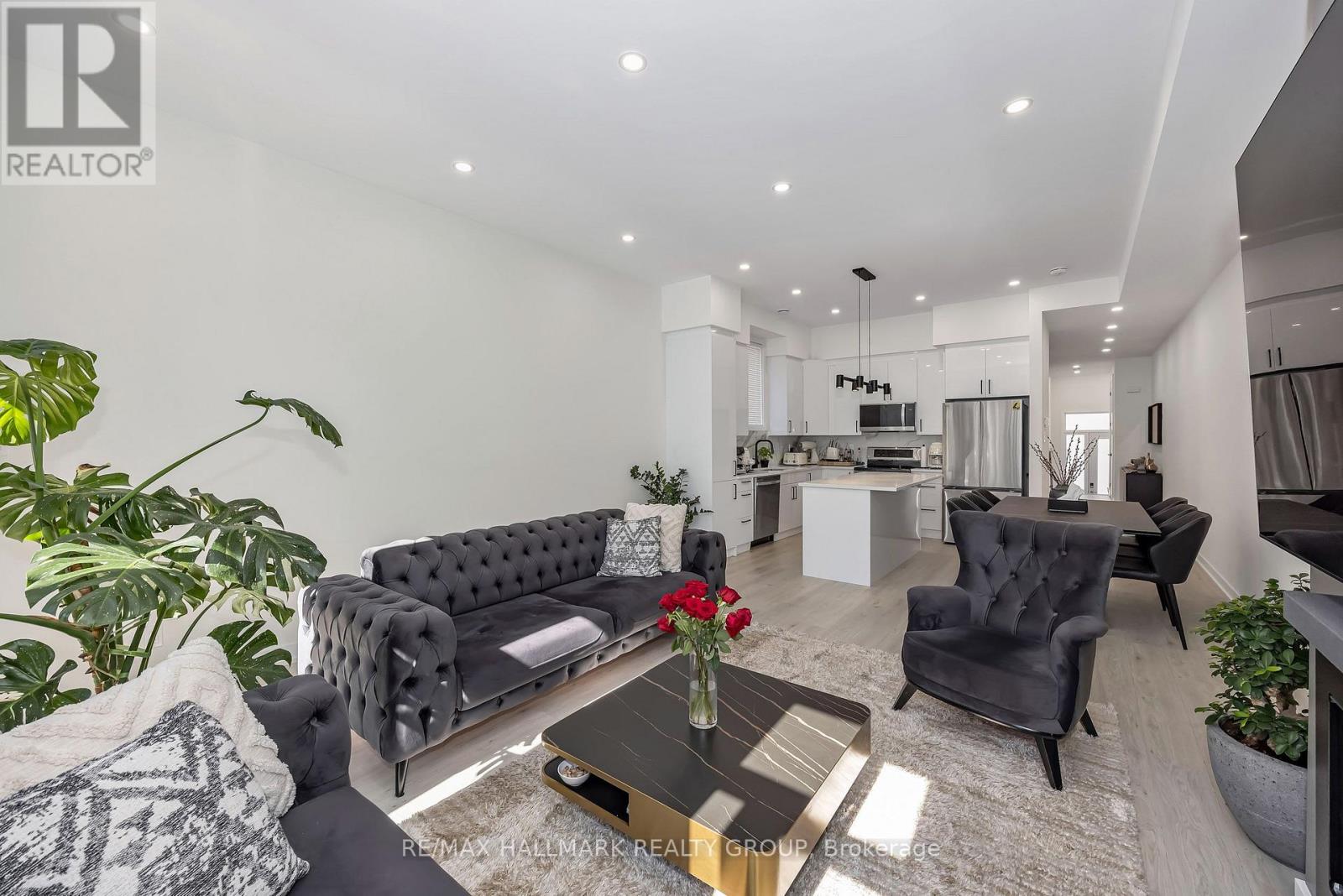 468 Mutual Street Property Photo 15
