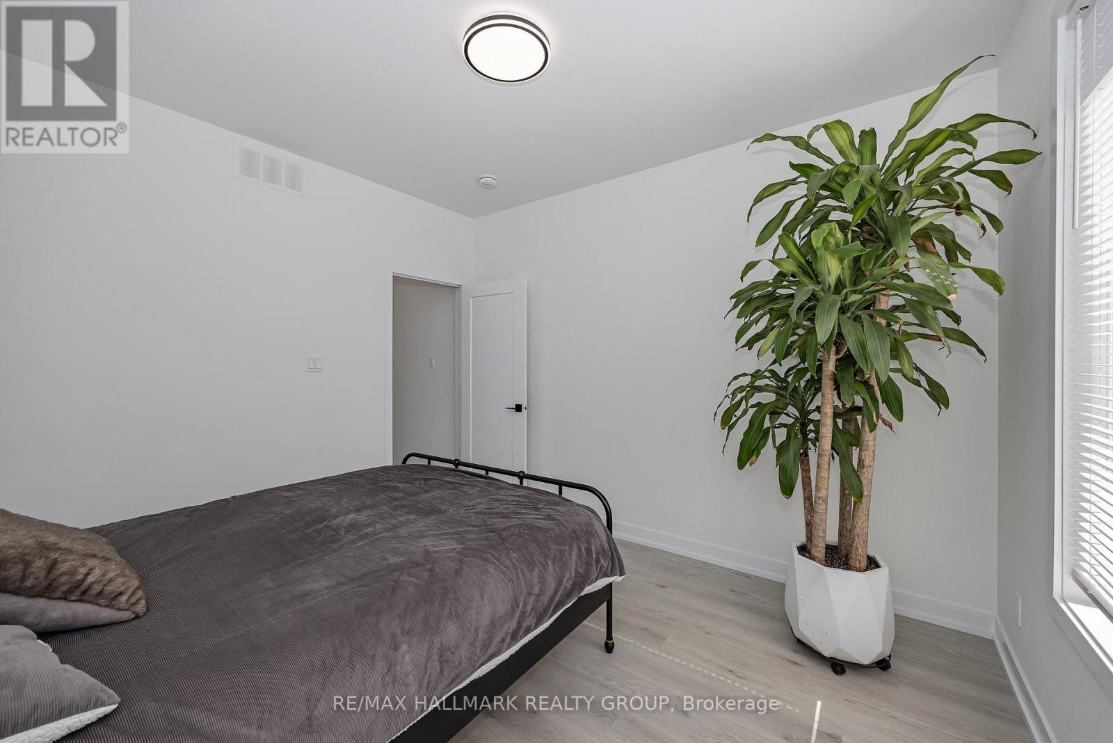 468 Mutual Street Property Photo 26