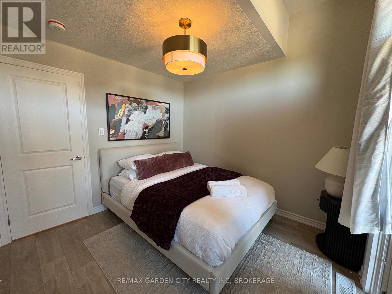 7460 Baycrest Common Property Photo 27