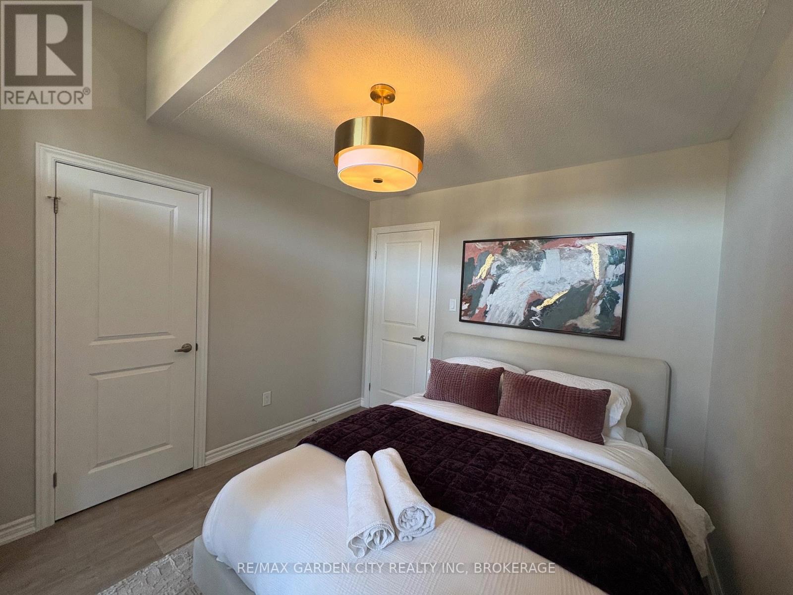 7460 Baycrest Common Property Photo 28