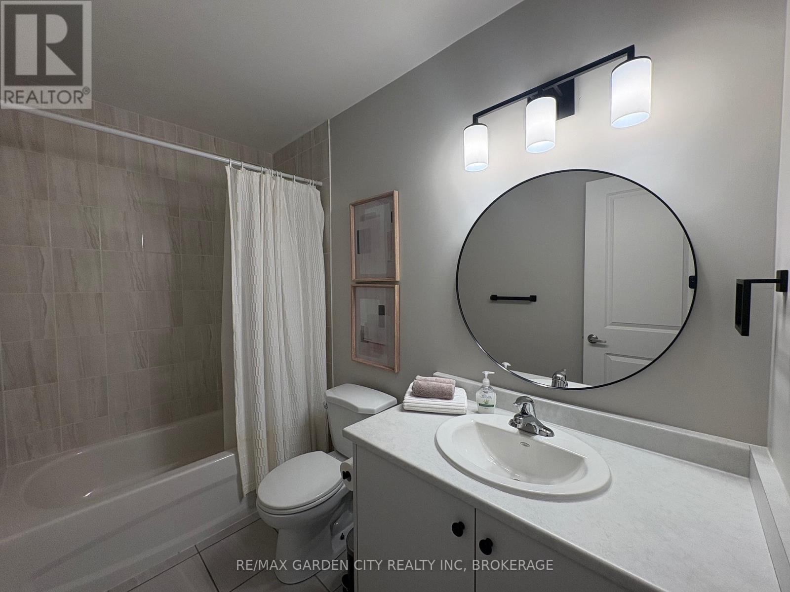 7460 Baycrest Common Property Photo 33