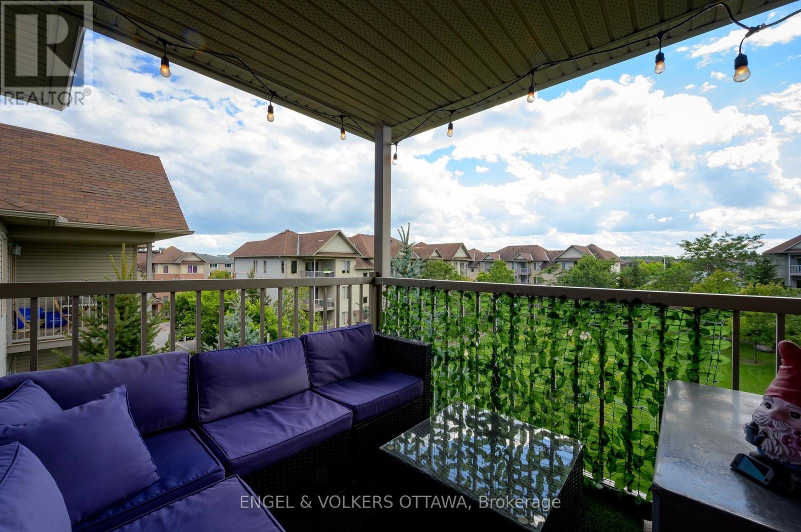 7 - 50 Barnstone Drive Property Photo 26