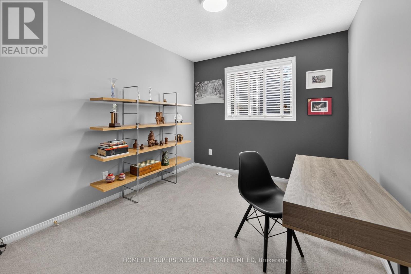 17 George Schmitt Court Property Photo 25