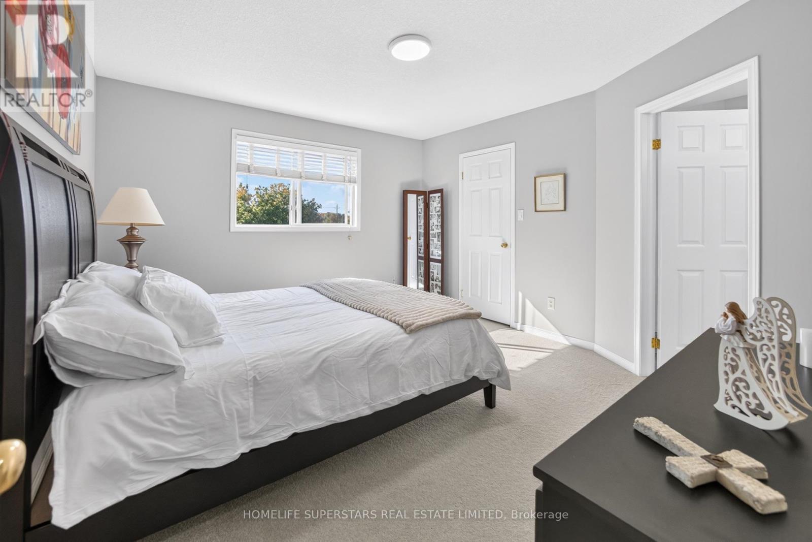 17 George Schmitt Court Property Photo 27